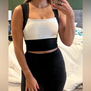 Abercrombie Sculpt Tank